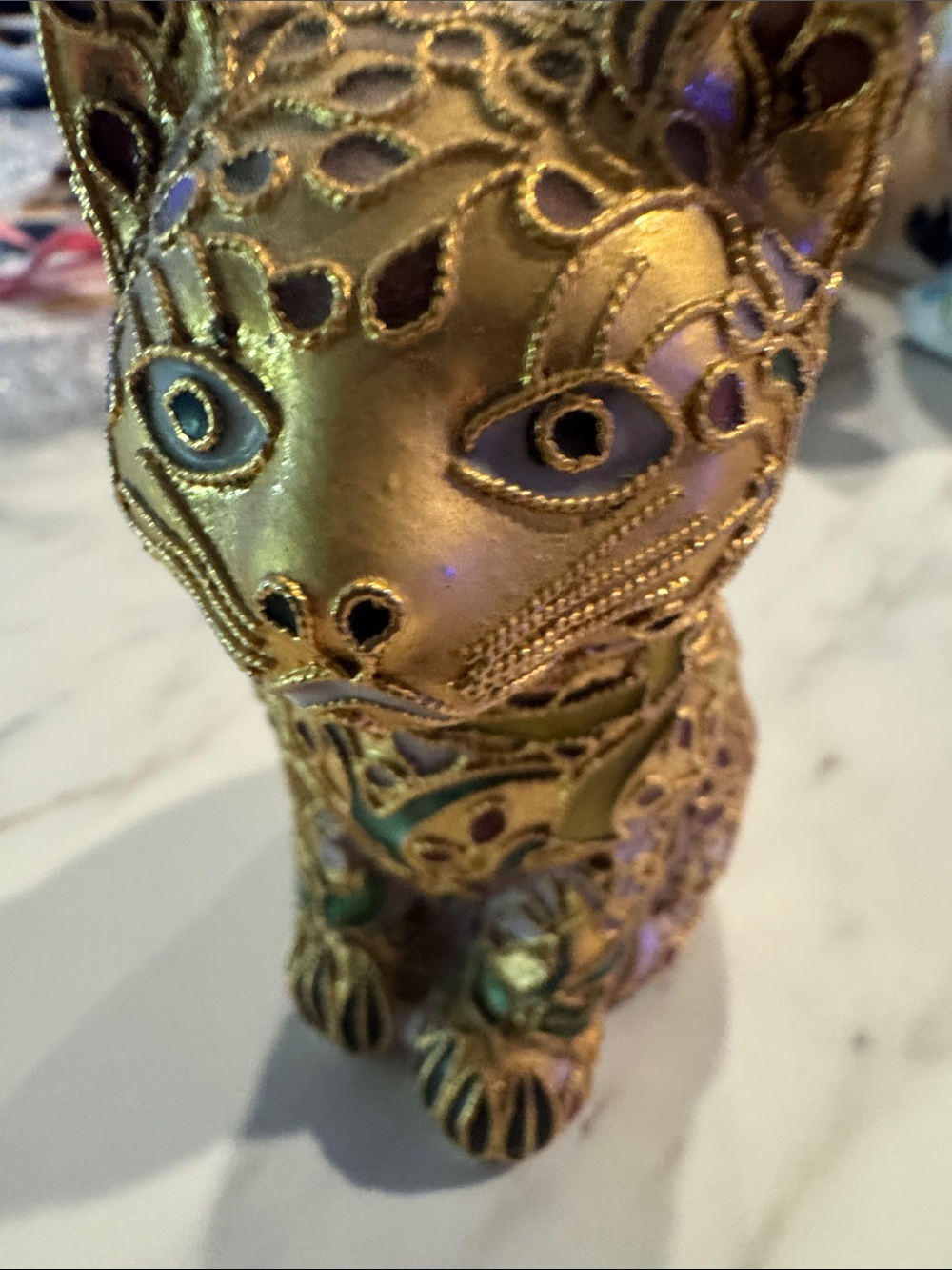 Gold Decorative Cat Figurine - Elegant Home Accent